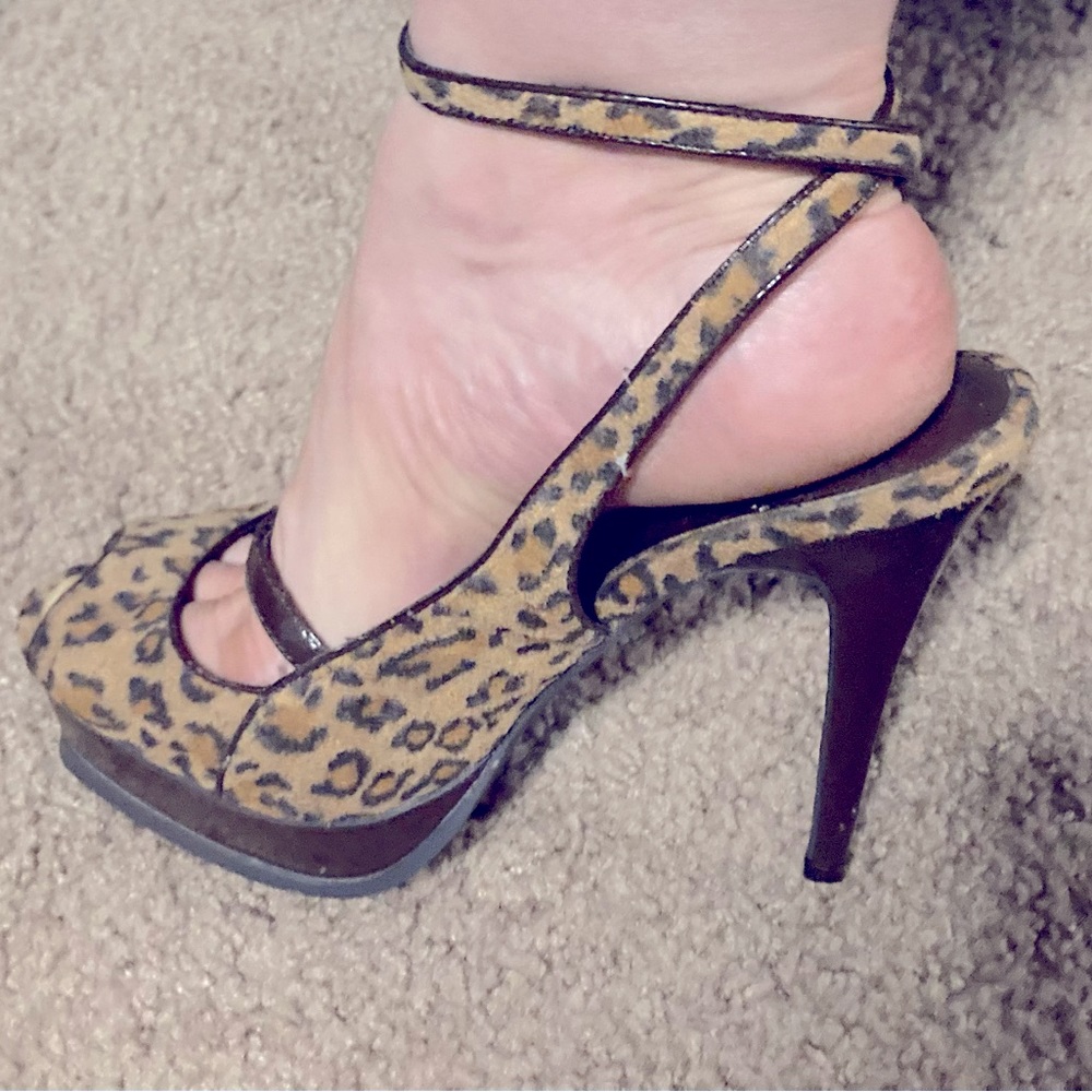 Paprika leopard platforms!
